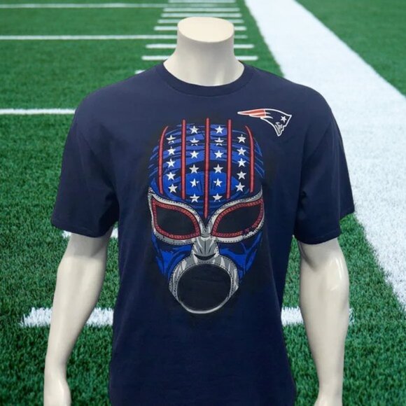 New England Patriots NFL Team Apparel Luchador WWE Wrestling Mask T Shirt Large - Picture 1 of 10